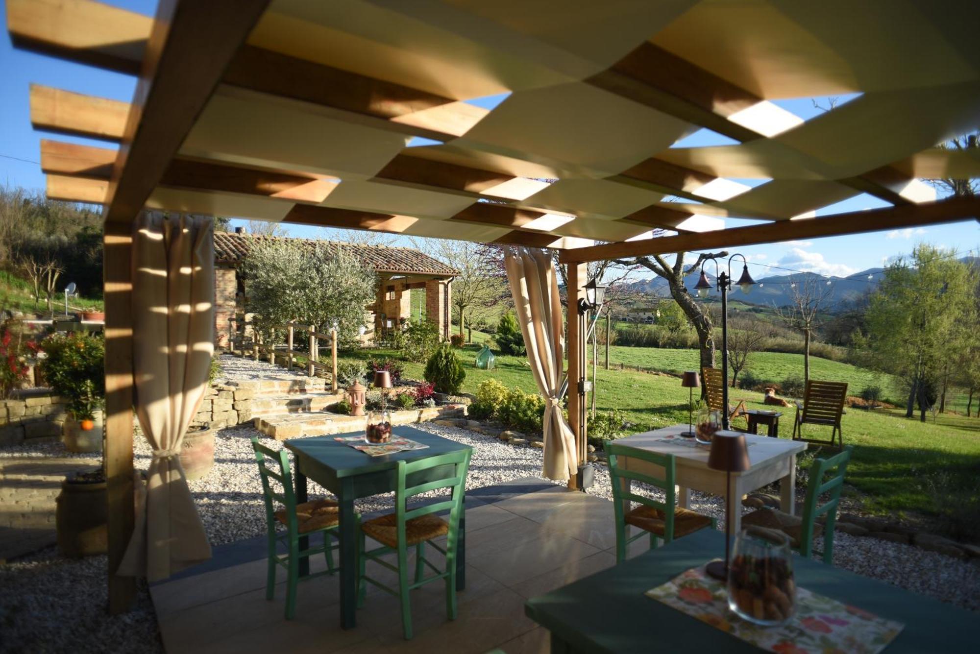 Quelli Del Picchio Bed & Breakfast Cupramontana Eksteriør bilde