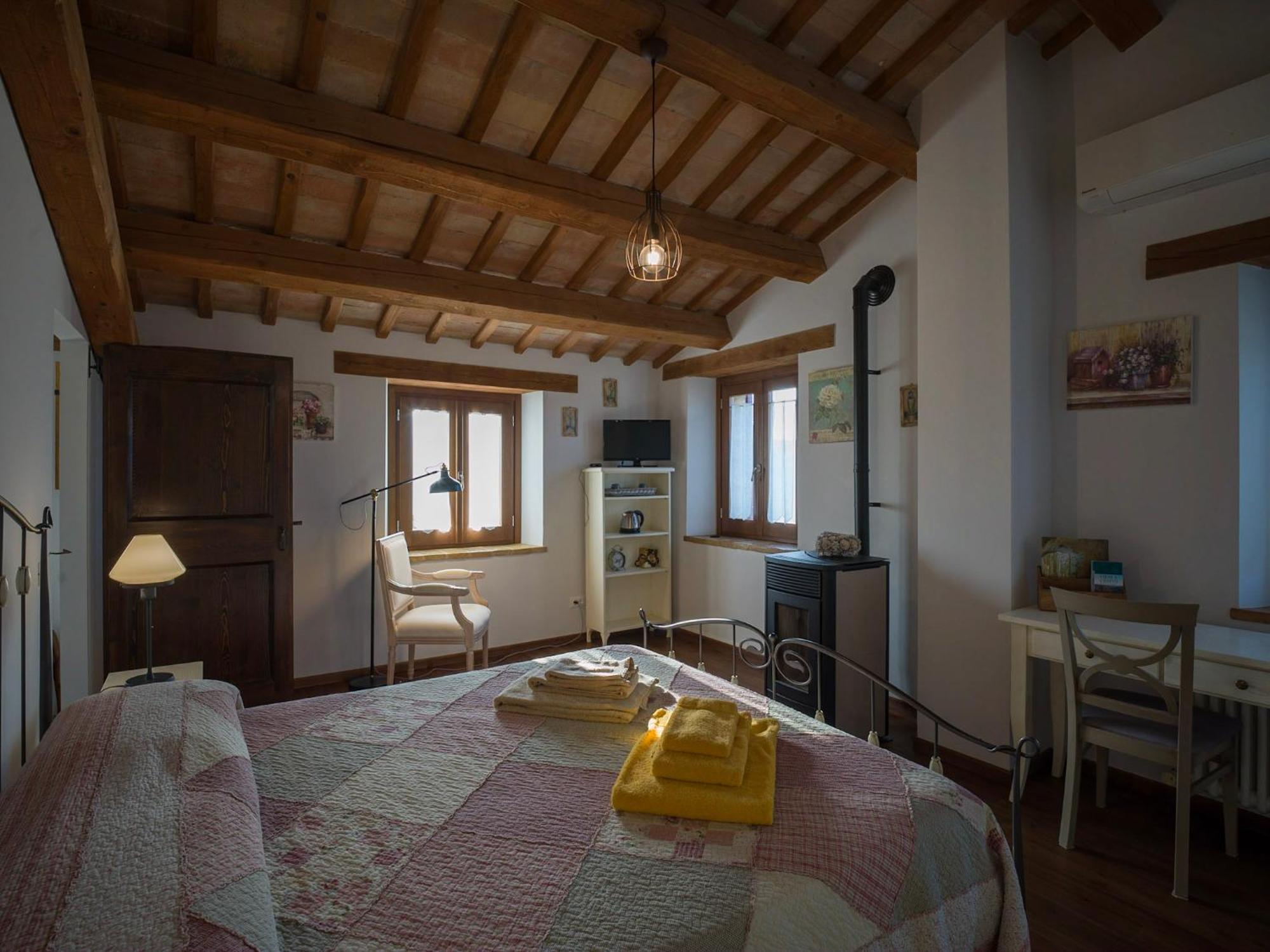 Quelli Del Picchio Bed & Breakfast Cupramontana Eksteriør bilde